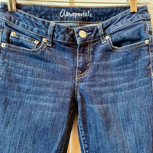 AEROPOSTALE BAYLA SKINNY JEANS SIZE 2 REGULAR LIKE NEW - Picture 2 of 6